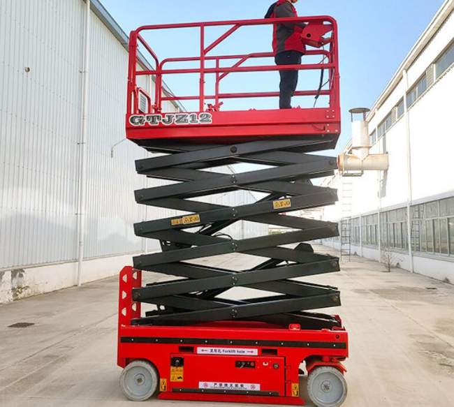 噶尔自行走移动式升降机